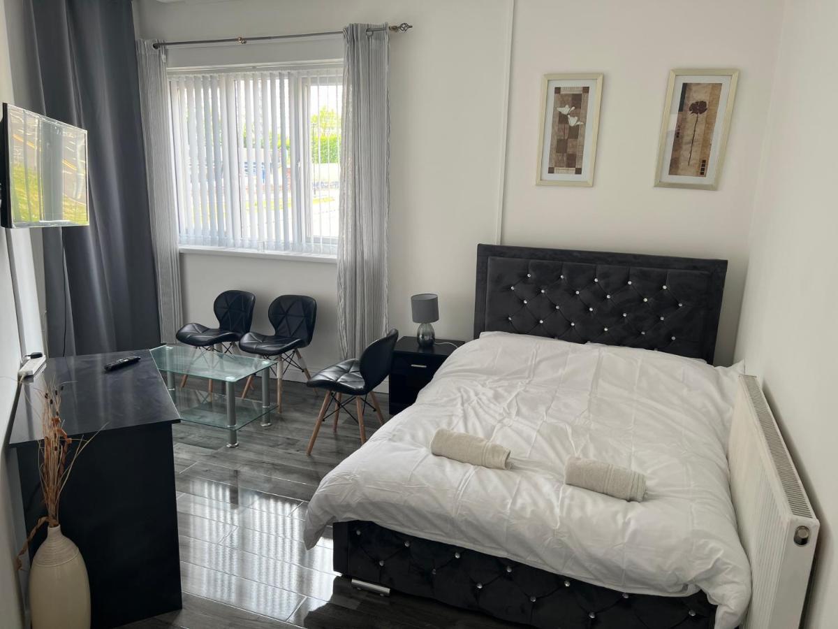 Zams Rooms Stoke-on-Trent Екстериор снимка