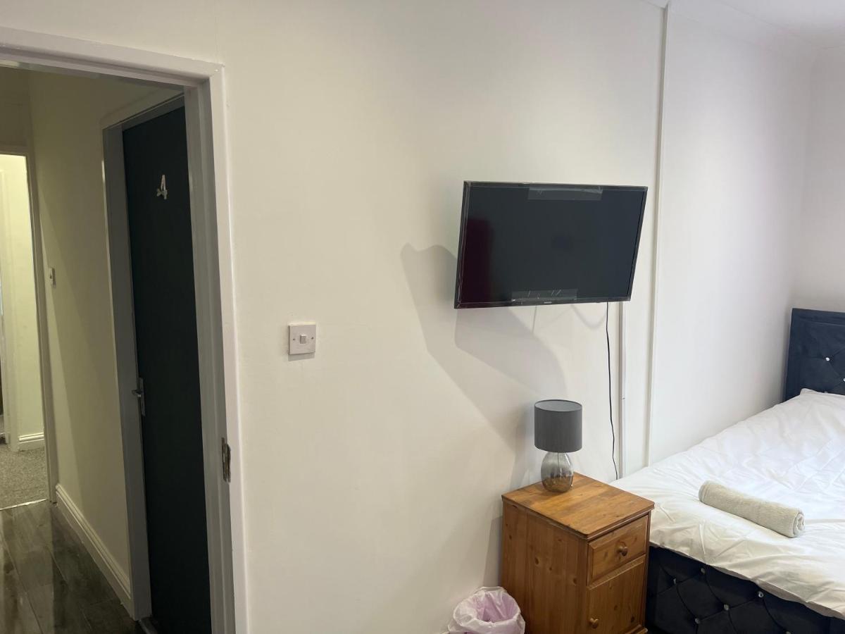 Zams Rooms Stoke-on-Trent Екстериор снимка
