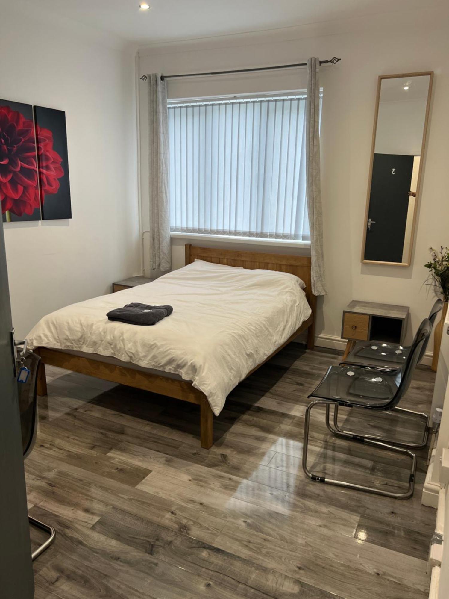 Zams Rooms Stoke-on-Trent Екстериор снимка